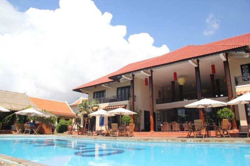 Orchid Boutique Beach Resort Фантхьет Экстерьер фото